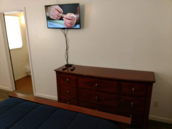 $230 400+ MBPS Alojamiento temporal, Contratistas, Estudiantes de Medicina, Pasantes, etc. (Norte de Fairlawn)63621870737537123