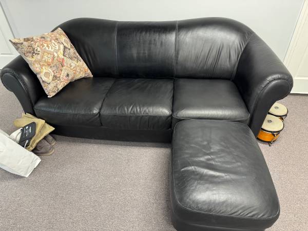 Beautiful Natuzzi couch & Ottoman 1
