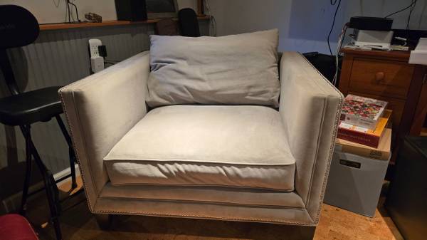 Mini couch- High end microfiber couch(seats 2) 1