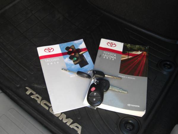 2012 Toyota Tacoma Double Cab - Photo 7