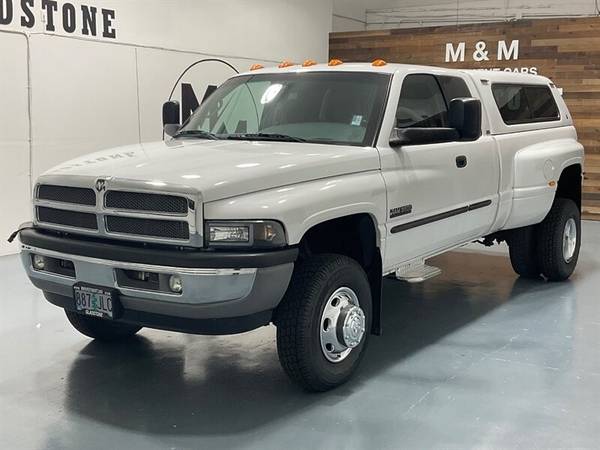 1 2002 Dodge Ram 3500 4x4 4WD SLT Laramie DUALLY  / 5.9l DIESEL / 94K MI 1