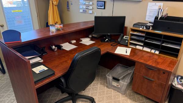 Professional Office Furniture 1
