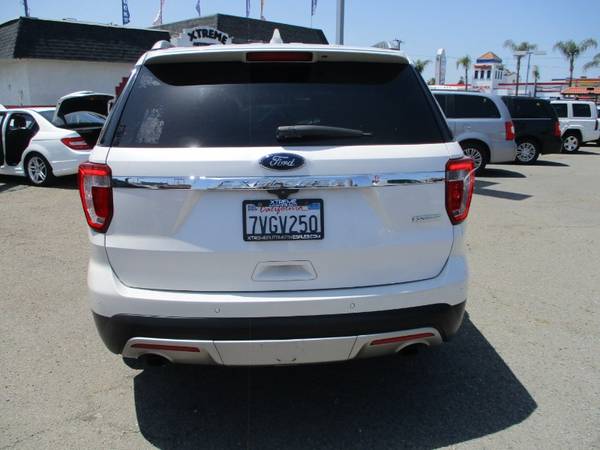 2017 Ford Explorer XLT  * CLEAN CARS .. EASY FINANCING! * - $13,875 (** FAST APPROVALS! SE HABLA ESPANOL! **)63441052399875124