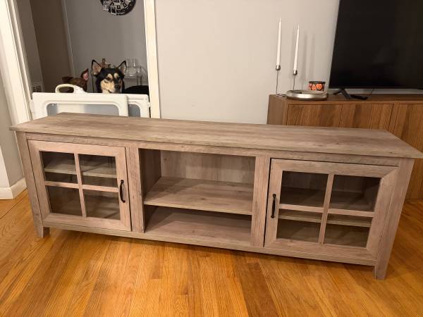 TV Stand 1