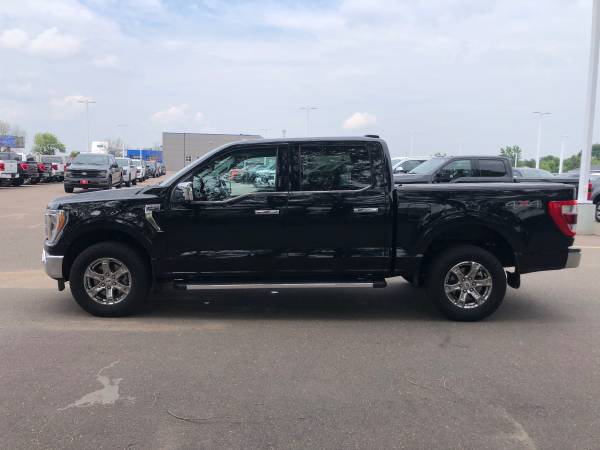 2023 Ford F150 Lariat 5.0 V8 (Llama a Wayne) - $48,00063481570932355122