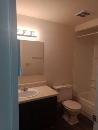 $1,375 / 3br - Apply today!! (Taylor)63926725812738124