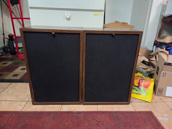 Rare IMC 4-Way Vintage Speakers 1