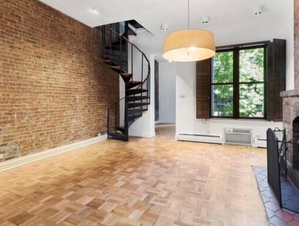 $12,999 / 3br - 2000ft2 - Central Park West / 83rd St Three Bedroom + HUGE YARD.  AVAILABLE IMME (Upper West Side)64033801458050123