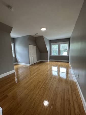 $2,700 / 2br - Dorchester 2 Bed/1 Bath Apartment | Near Blue Hill Ave (Dorchester)63810063231875121