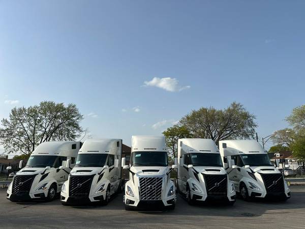 CDL $0,70/mile for OTR Hazmat drivers Dry Van only 1