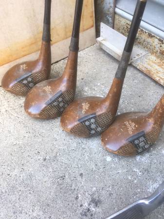 Vintage wood golf clubs; Driver, and fairway wood set 1