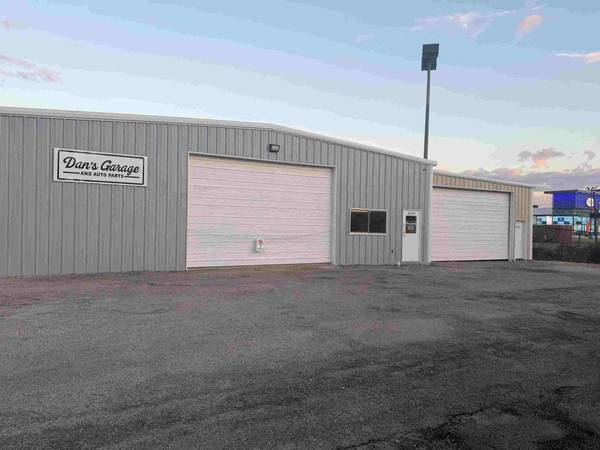 Office/warehouse: 1100 - 5900 SF, *3 phase power + FREE RENT* 1