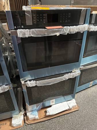30” Douboe wall oven Ge 1