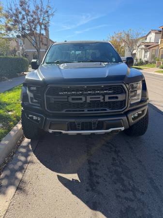 2017 ford raptor 1