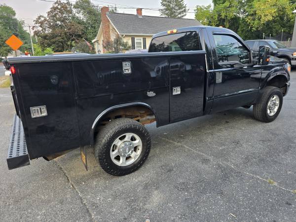2013 Ford F350 XLT Utility - $16,450 (Ashland)63470891890563122