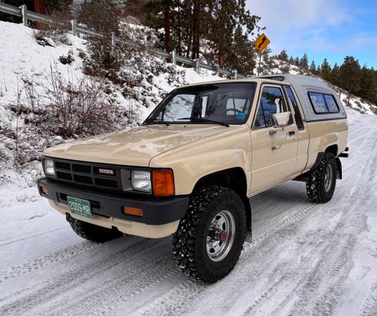 1985 Toyota Pickup 4x4 1