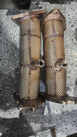 C8 Corvette Exhaust mid pipes 1