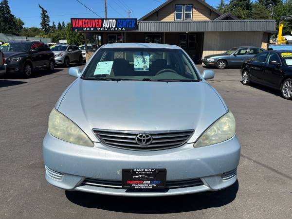 2005 Toyota Camry // funciona excelente // título limpio - $3.499 (Vancouver)63435583173635121