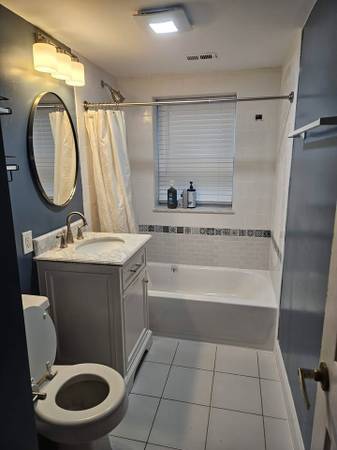 $1,130 / 3br - 1100ft2 - Available Sept 15 in a 3Bed1Bath in well-managed condo building (Brighton)63690775349891124