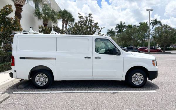 2018 Nissan NV1500 1 Owner - $11,600 (Largo)63443821107715122