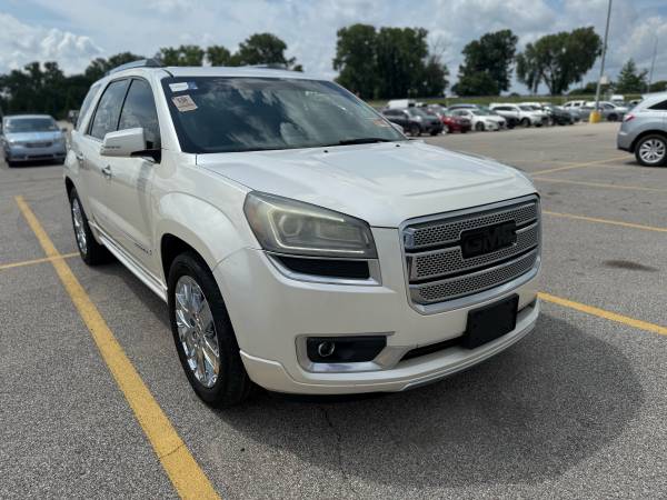 2014 gmc acadia - $5,000 (Valley Park)63621359245825120