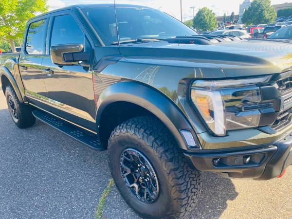 2025 Ford F150 RAPTOR R - Vehículo raro con solo 13000 millas - $120,995 (Los Ángeles)63469623397251123