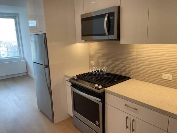 $2888.00 / 1br - 663ft2 - NO FEE LUXURY 1BD W/ W&D & BALCONY OVERLOOKING THE BEACH (Gravesend)63945499535363121