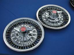 Gto wire wheel hubcaps 64-67 set of 4 1