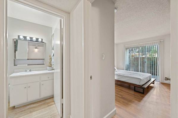 $2,300 / 1br - 585ft2 - On-site maintenance, Dishwasher, Self-Cleaning Ovens (fremont / union city / newark)63824665193987124