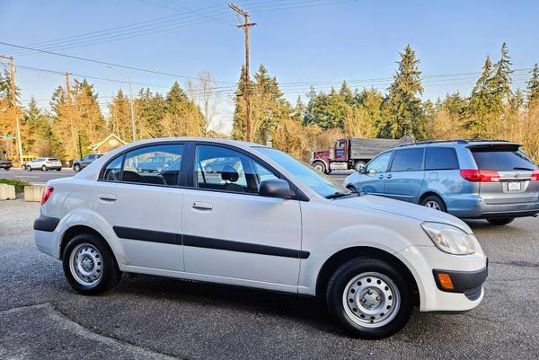 Financiamiento interno: mal crédito aceptado - Kia Rio 2006 - Desde solo $1.100 (enganche) Puyallup-Tacoma (253-531-5552) Sus ingresos son su crédito63470888106241124