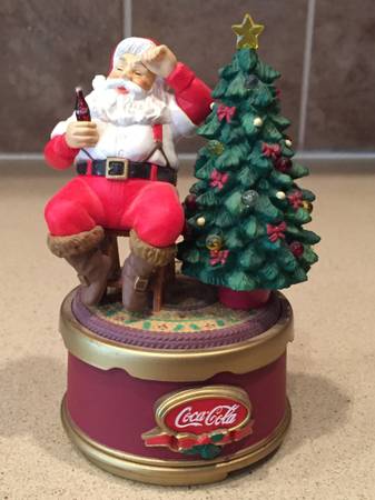 Coca Cola Santa Claus Music Box 1