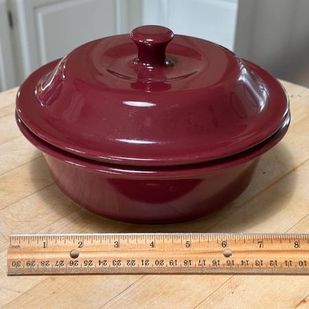 Pampered Chef Round Covered Baker Cranberry 9” Stoneware Dish #1122 1