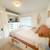 Charming Quintessential Venice Beach Cottage for Rent 7 thumbnail