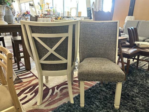 NEW Ashley Bolanburg Dining Chair Chairs 1