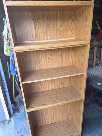BOOK SHELVES 5 SHELVES 1