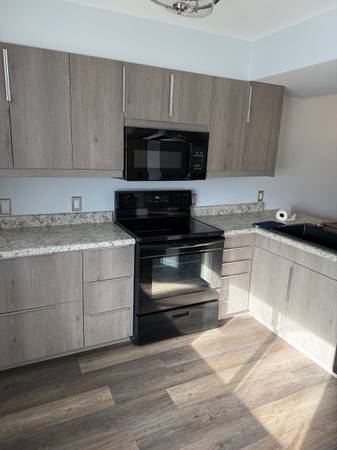 Fully updated gatehouse apartment 1