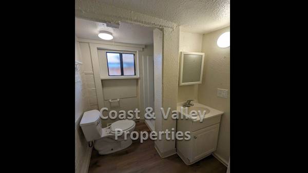 $1,500 / 1br - Hollister Home for RENT!!!64009501015810124