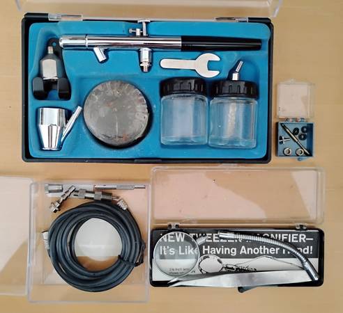 Airbrush Paint Kit With Magnifying Tweezer Tool 1