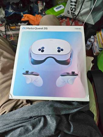 Meta Quest 3S 2025 model 1
