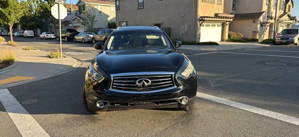 2017 Infiniti Qx70 * Black on Black *4Dr * SUV * 3.7L *Low Mileage - $6,995 (san leandro)63617843725441121