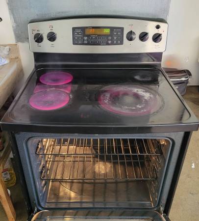 Free electric stove 1