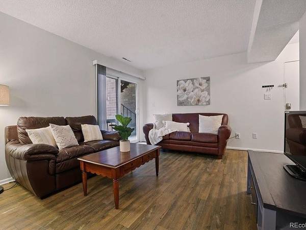 $900 / 1br - Welcome to worry-free living in the heart of Colorado Springs!63687101483907123