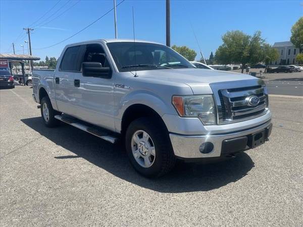 2011 Ford F150 SuperCrew 4x4 Low Miles Service Records Clean Carfax - $12,999 (www.idealtrucks.net)63619230972419121