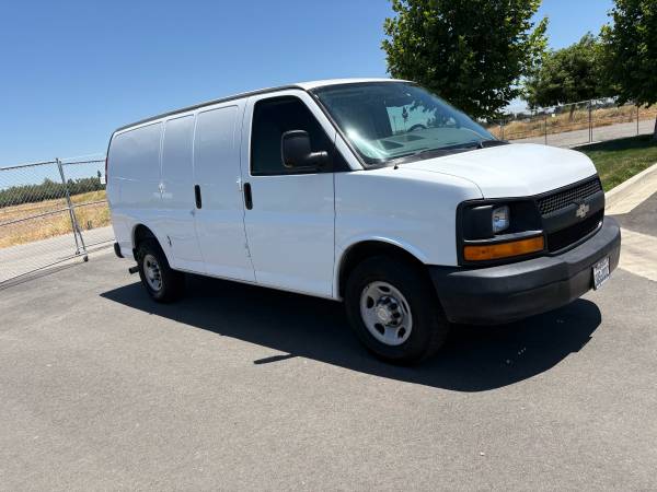 2009 Chevy express 2500 - $7,250 (Sacramento)63613706691457122