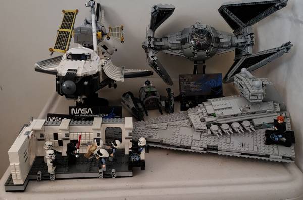 UsedLego collection mostly star wars $1,300 OBO 1