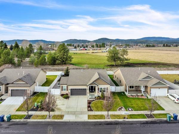 Mountain Views, No Rear Neighbors, Upgraded Home with RV Parking! 1