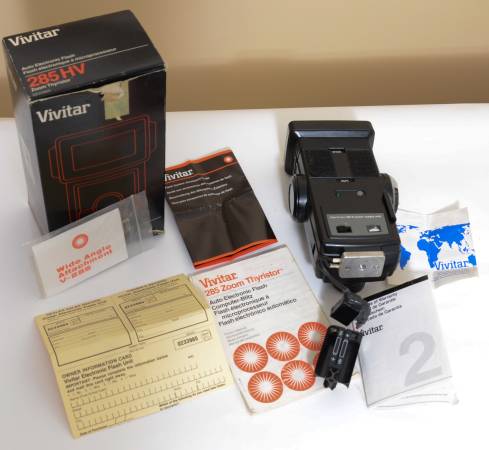 Vivitar 285HV Zoom de alto voltaje, flash con tríger tiristor, montura zapata - Como nuevo, Loo - 40 USD (cranston)63469936405377121