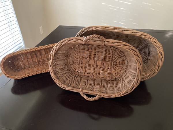 3 Vintage Bread Baskets!! 1