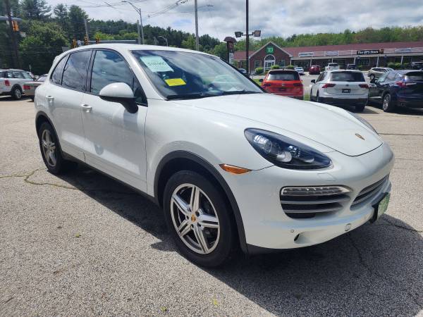 2014 Porsche Cayenne AWD SUV pocos kilómetros, excelente estado, un solo dueño - $17,995 (Rowley)63654727169155122