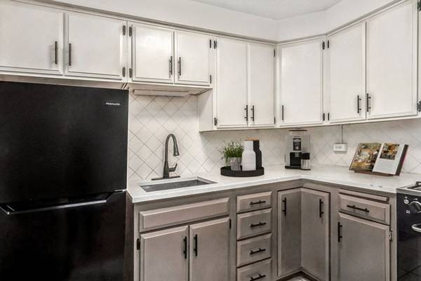 $1,495 / 2br - 925ft2 - 2 BR Apartamentos en alquiler @ Renew on Temple - Ofreciendo 1 mes gratis (Avenues)63674346590209123